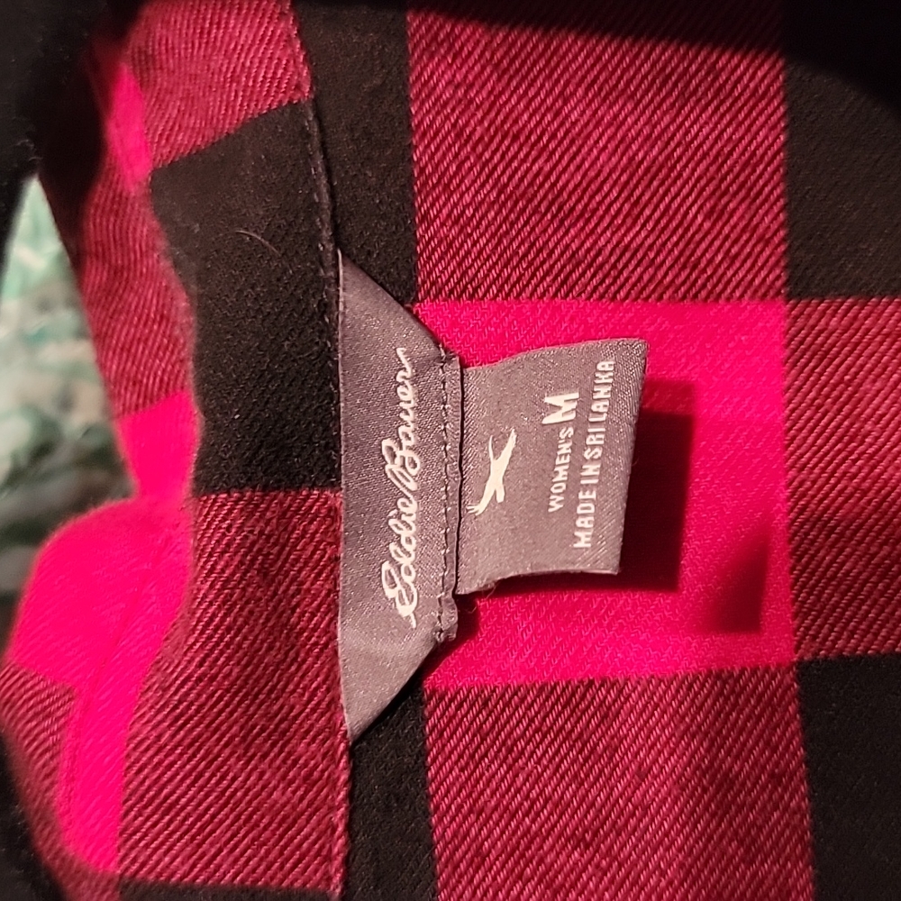 NWOT Buffalo plaid flannel - Picture 3 of 4